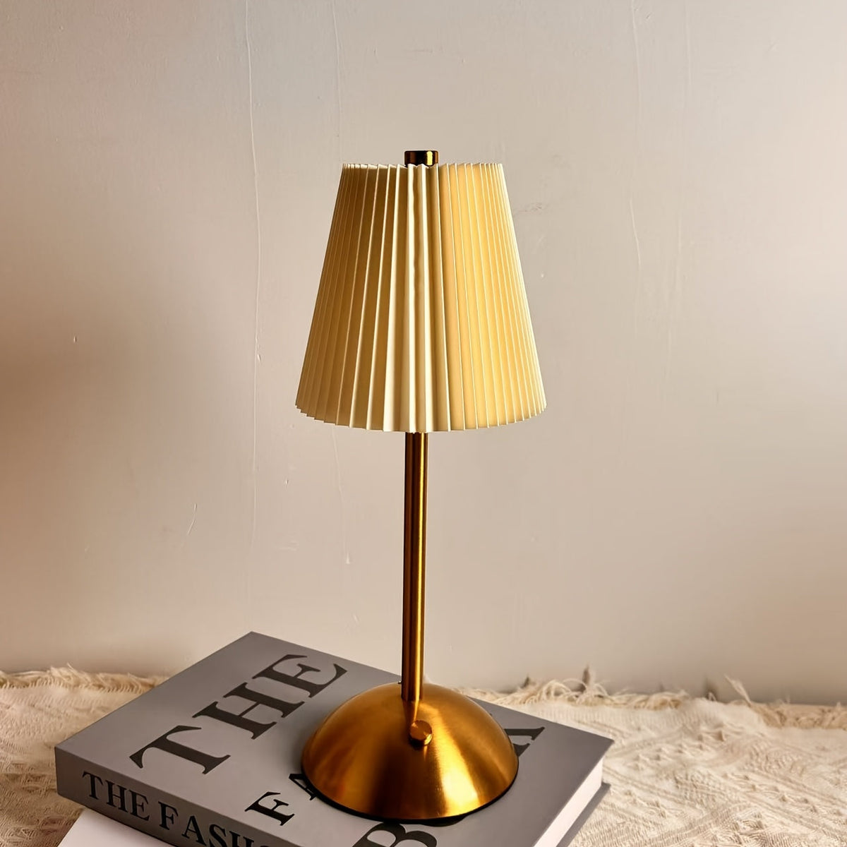Modern Pleated LED Table Lamp | Touch Control & Rechargeable
