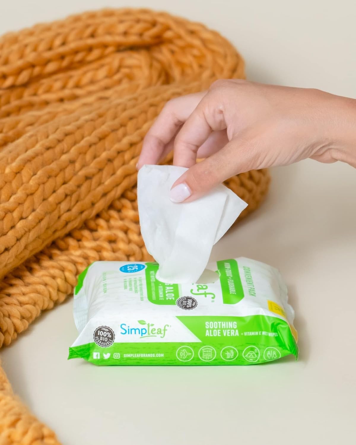 Simpleaf Flushable Wet Wipes Aloe Vera| Eco-Friendly, Paraben & Alcohol Free | Hypoallergenic & Safe for Sensitive Skin | Soothing Aloe Formula | (12 x 25 Counts Convenient Pack) 300 Counts Total