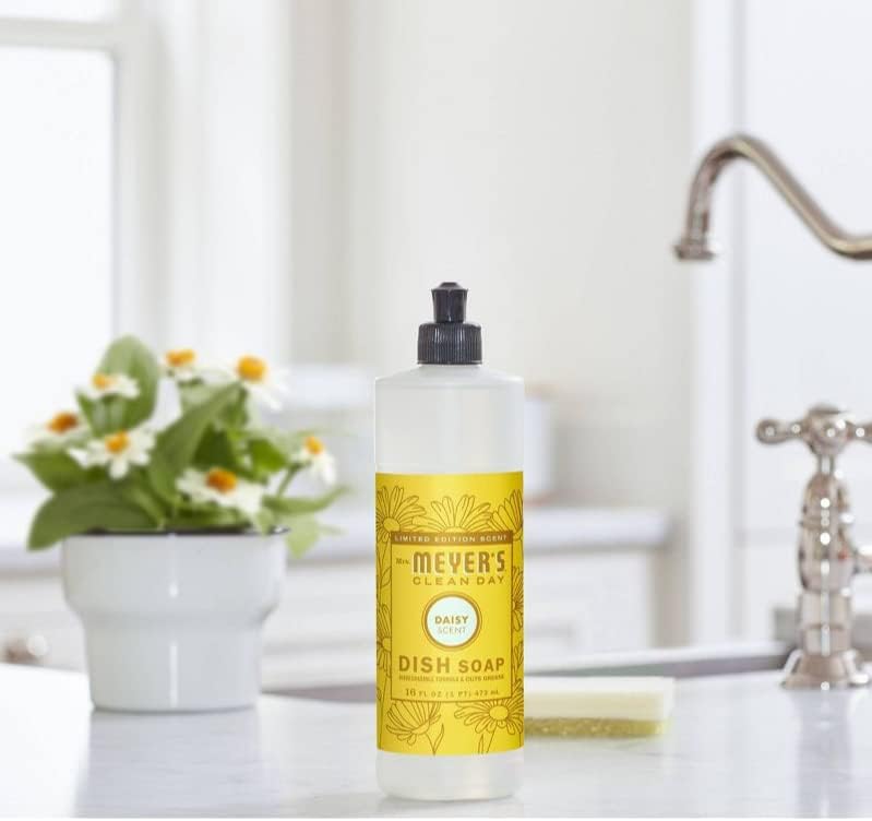 MRS. MEYER'S CLEAN DAY Liquid Dish Soap, Biodegradable Formula, Daisy, 16 fl. oz