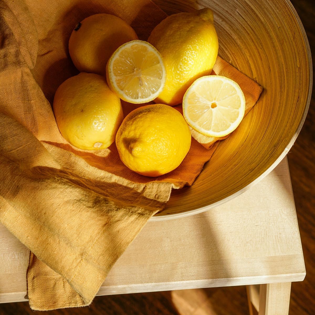 Aera Essential Oil Fragrance Diffuser + Citrus Scent Refill for Large Rooms (500–1000 Sq Ft), Alexa Compatible + App Controlled Aromatherapy Smart Waterless Diffuser – Hypoallergenic & Pet Safe