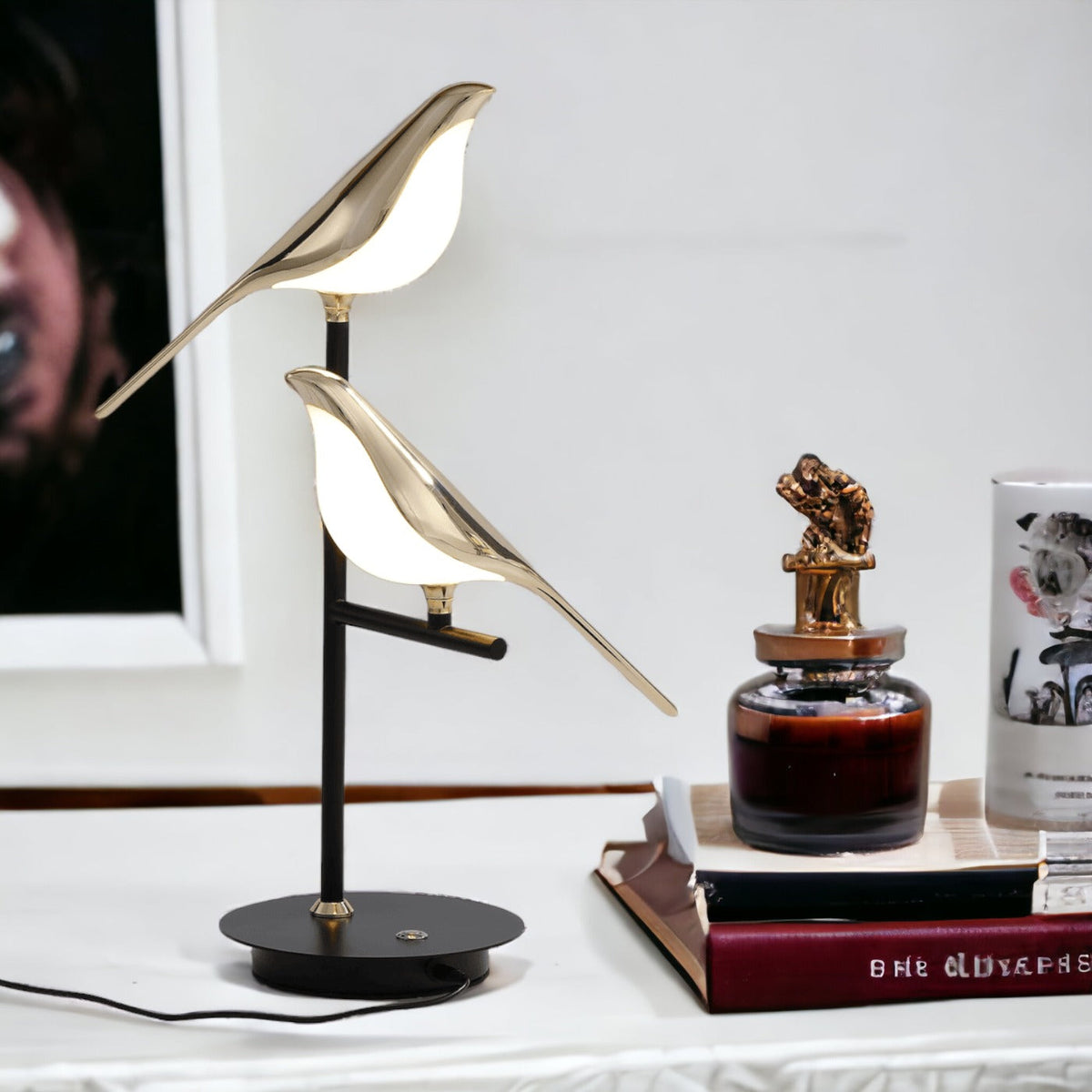 MisterBird | LED Bird-Shaped Table Lamp