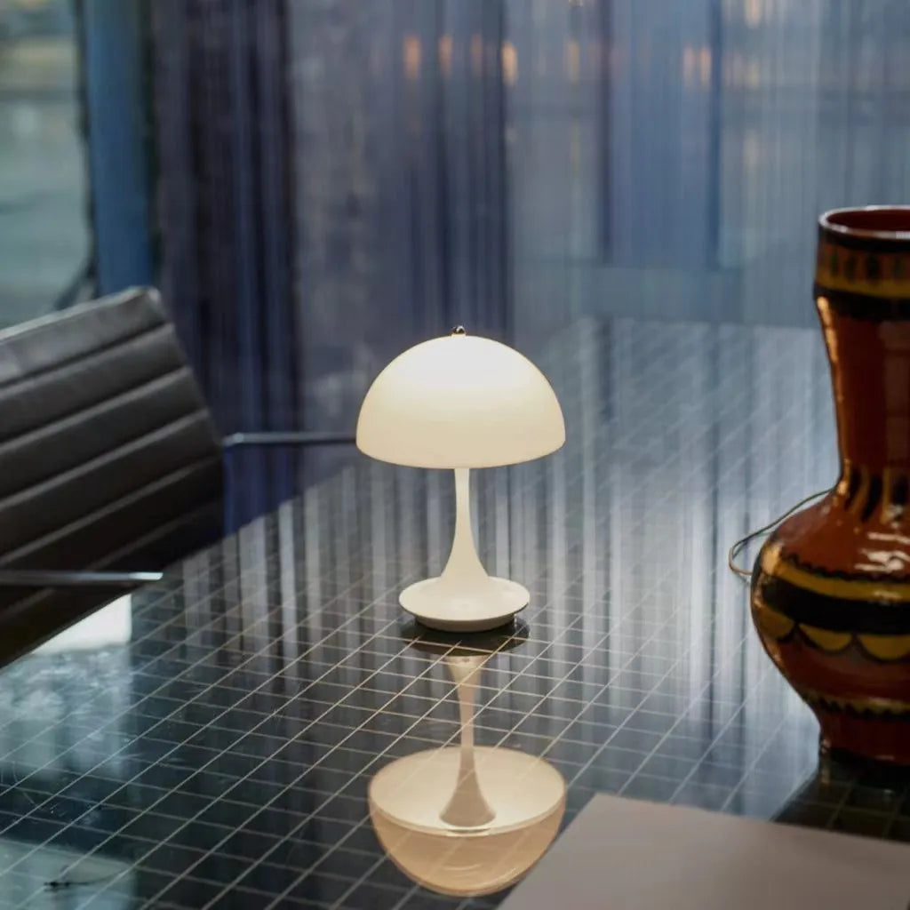 Wireless Table Lamp | Cord-Free Ambient LED Light